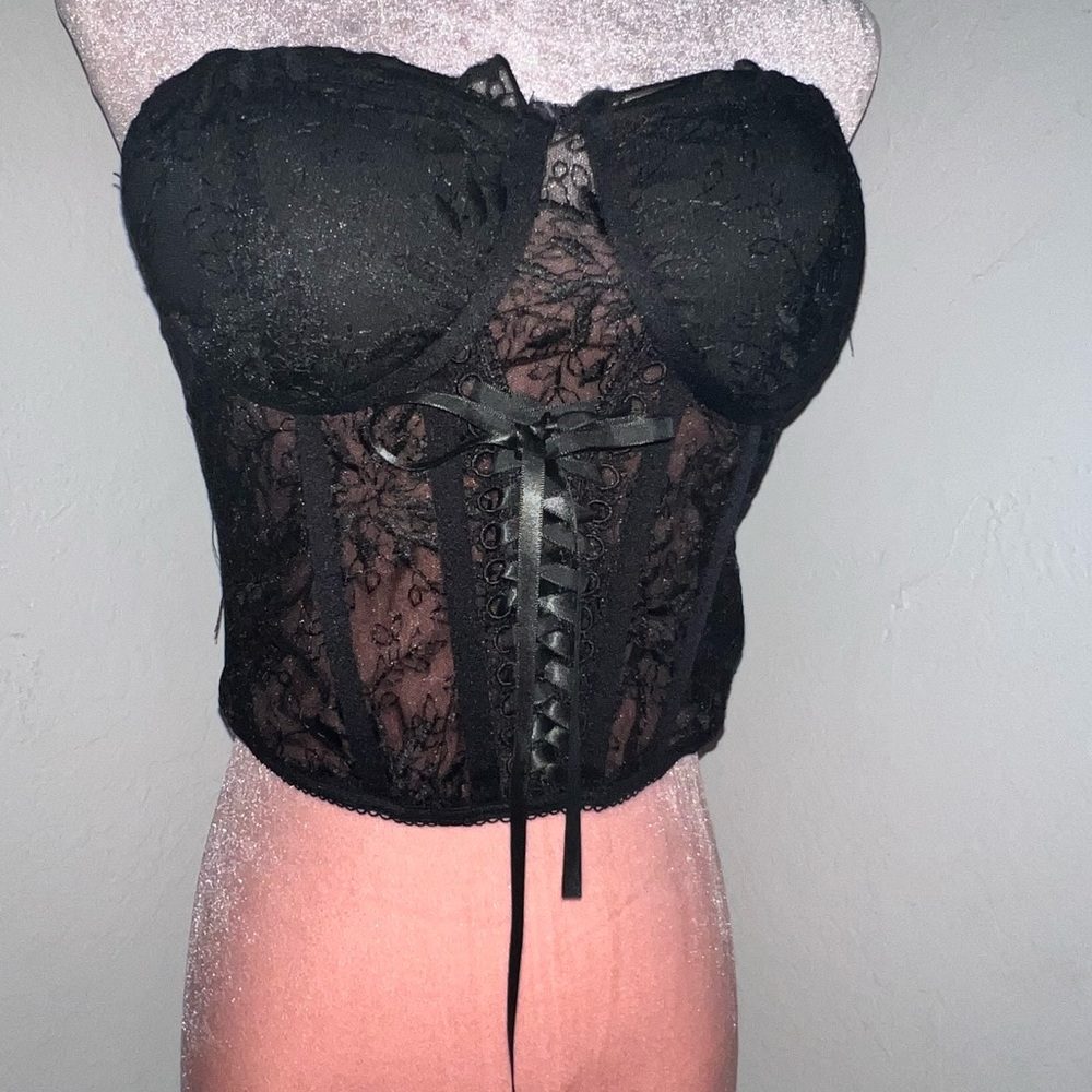 Lace strapless tube top